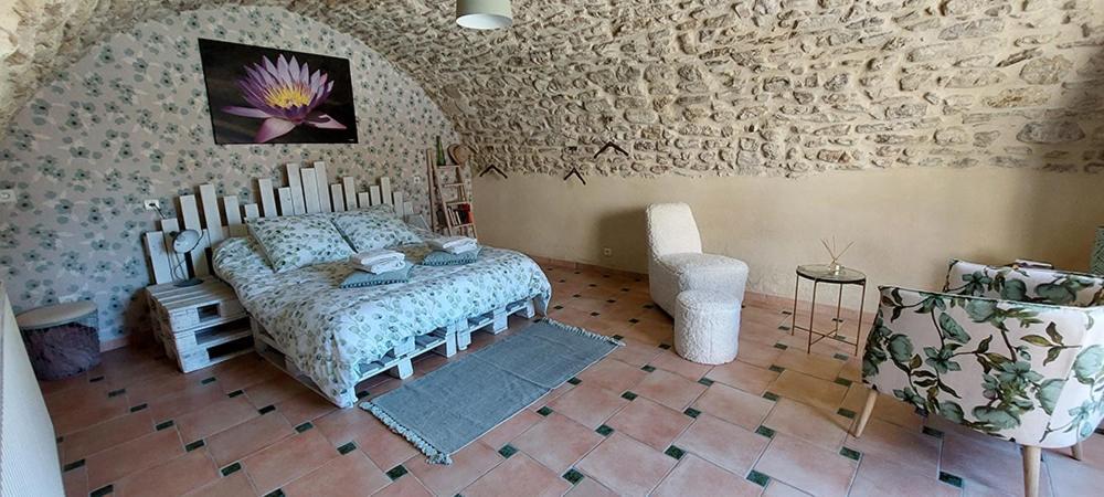 La Maison Wisteria Saint-Pantaléon-les-Vignes エクステリア 写真