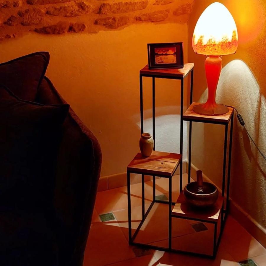 La Maison Wisteria Saint-Pantaléon-les-Vignes エクステリア 写真